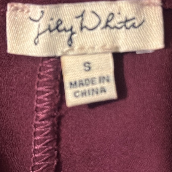 Lily white women’s merlot red long sleeve blouse small - Picture 2 of 7